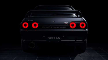 R32 EV concept teaser